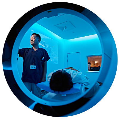 Cardi&oacute;logos intervencionistas en el laboratorio de cateterismo