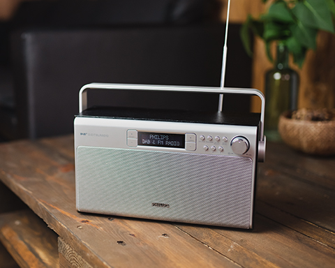 Sistemas Hi-Fi&nbsp;Philips, radio port&aacute;til, radio reloj con alarma