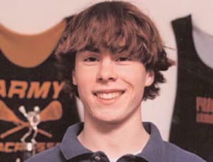 Matt McKenna sobrevivi&oacute; al PCR cuando un DEA HeartStart reinici&oacute; su coraz&oacute;n.